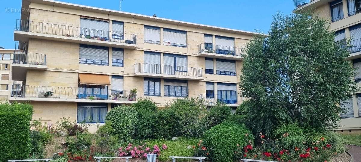 Appartement à MANTES-LA-JOLIE