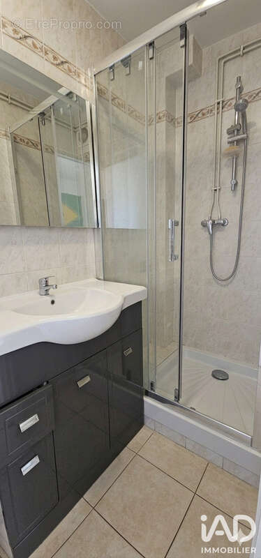 Photo 9 - Appartement à LIVRY-GARGAN