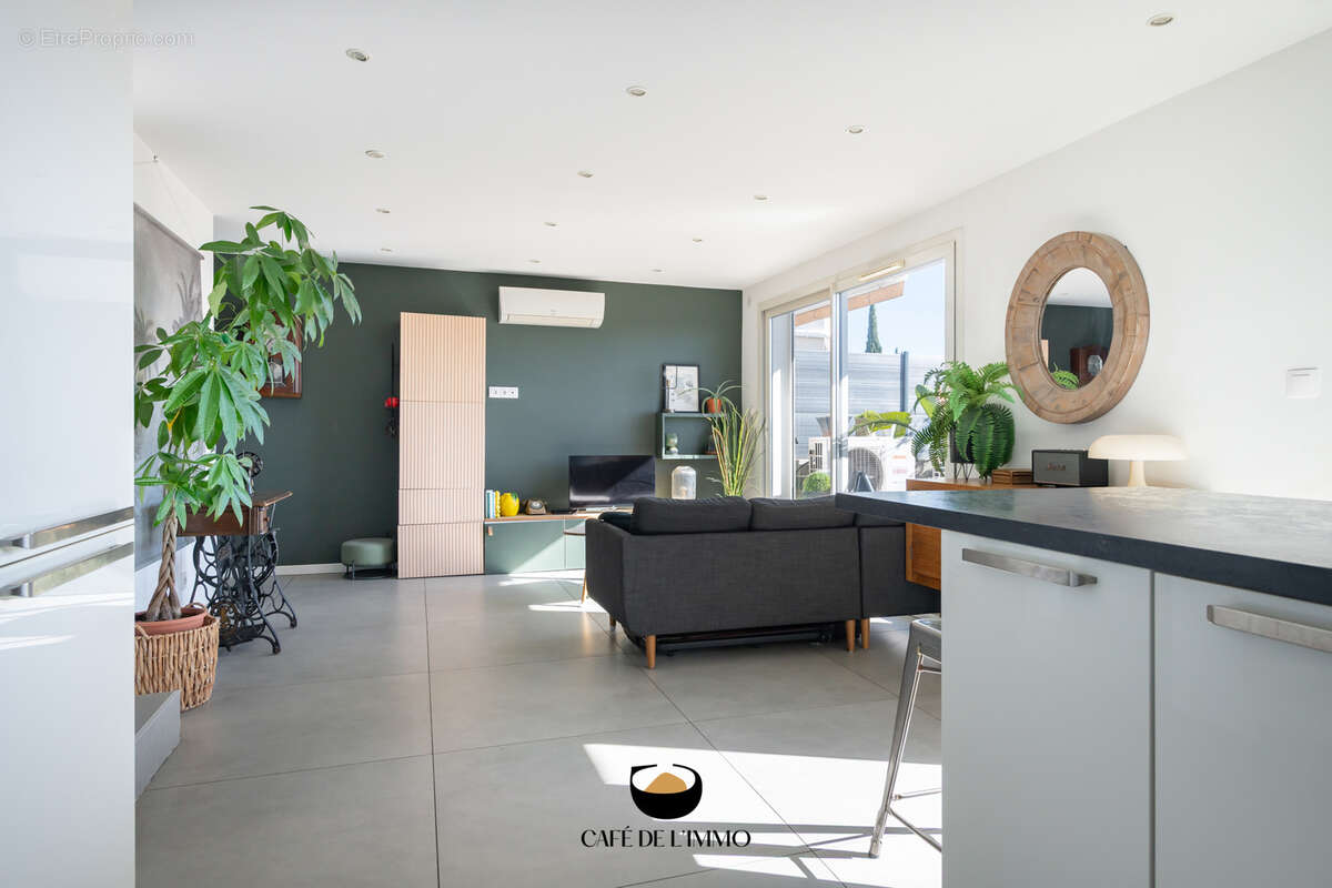 Appartement à MARSEILLE-12E