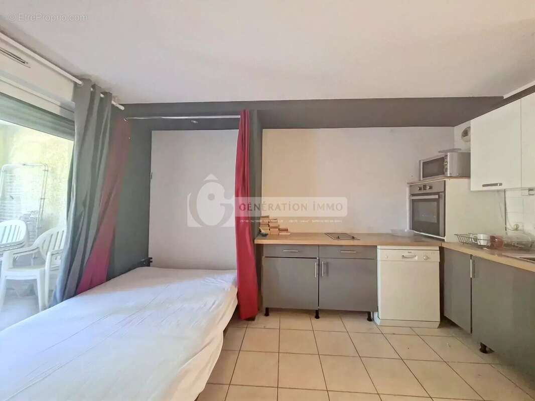 Appartement à SAUSSET-LES-PINS