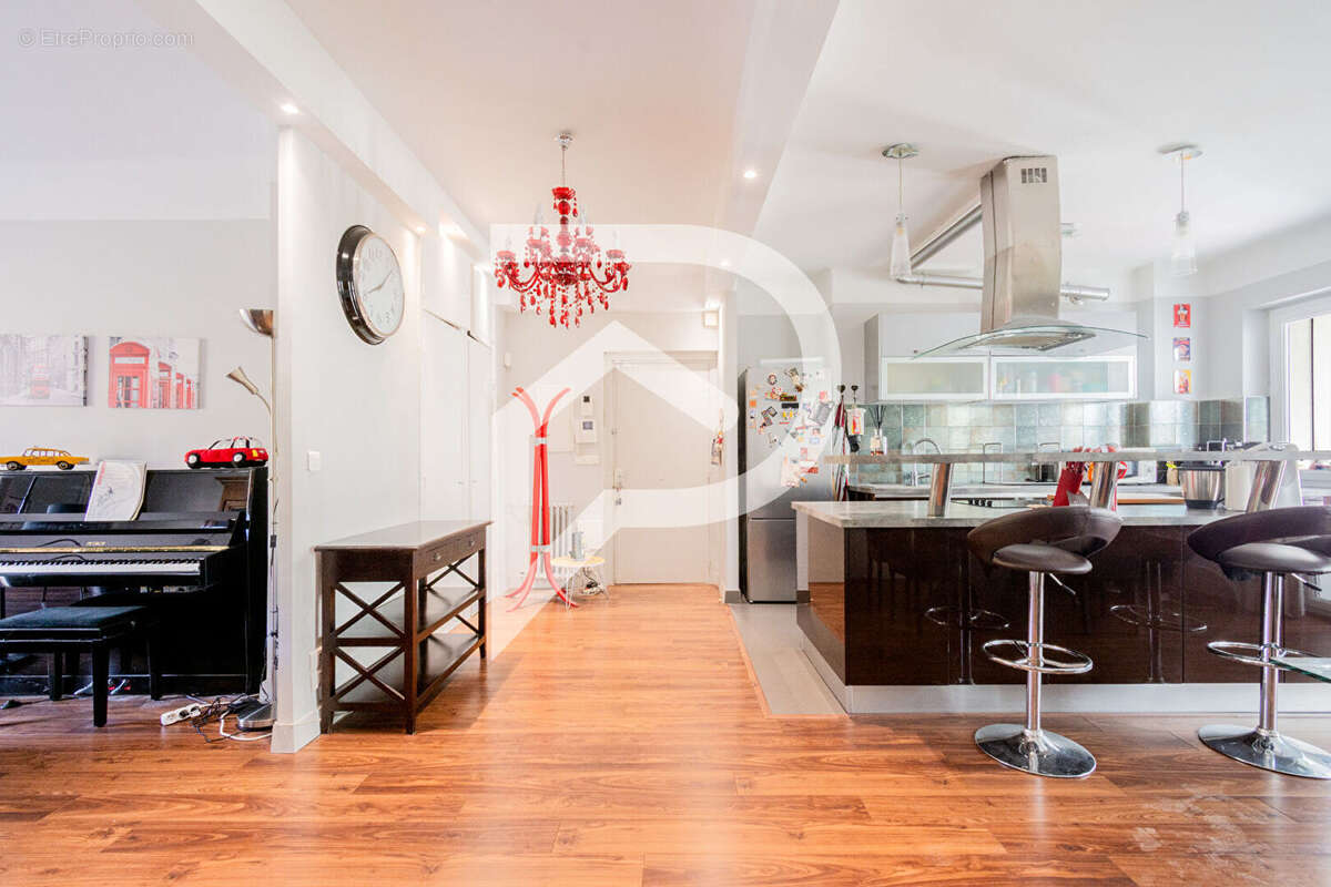 Appartement à MARSEILLE-8E