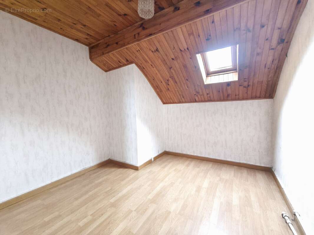 Maison à JEANDELAINCOURT