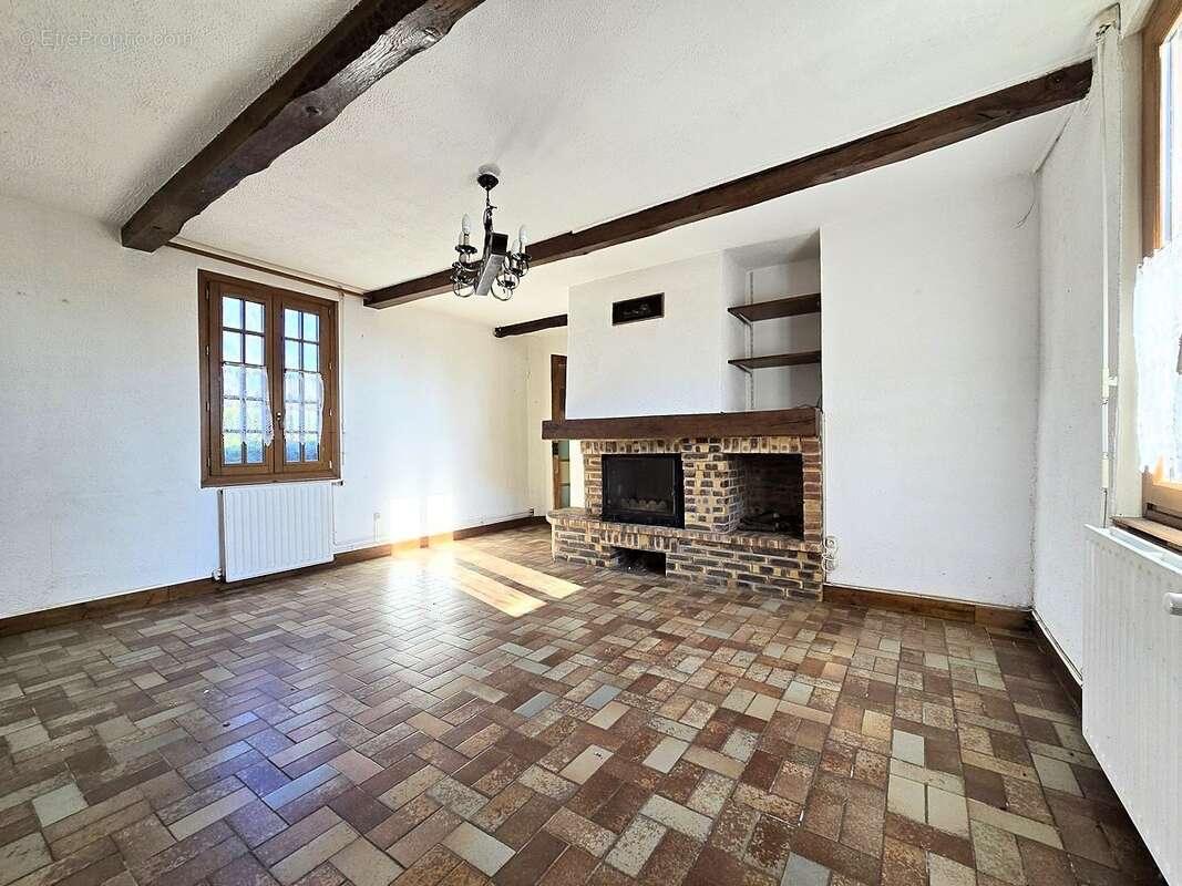 Maison à SAINT-THIBAULT