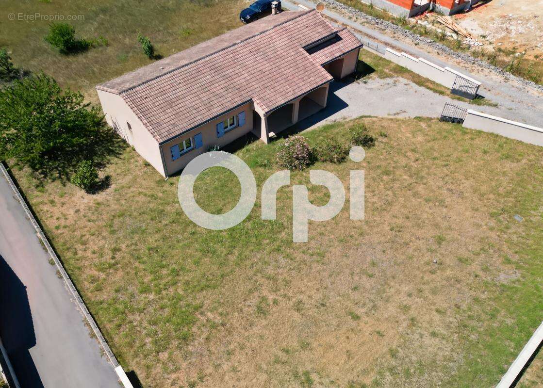 VENTE d'une maison F4 (101,2 m²) à RUOMS sur un terrain de 1125m² - photo 18