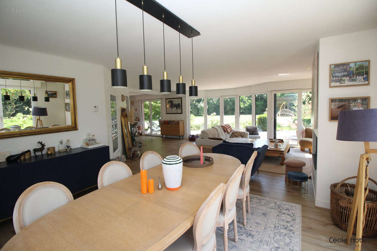Maison 181 m² à Moncheaux  - photo 2
