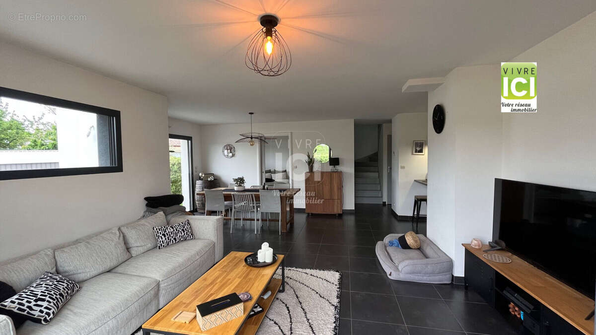 Maison à LE LOROUX-BOTTEREAU