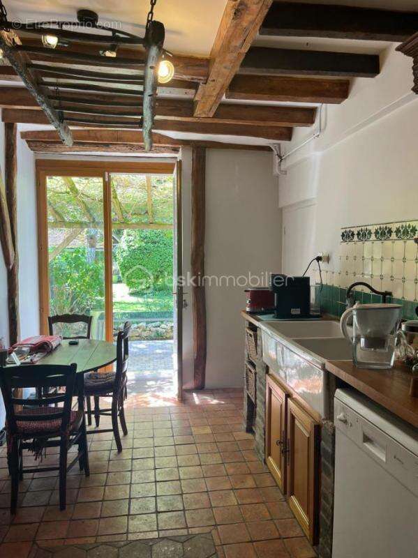 Maison à SAINT-MAURICE-AUX-RICHES-HOMMES