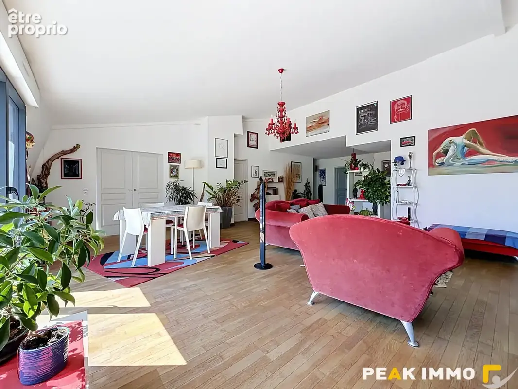 Appartement attique - 4 pièces - 145 m2 - Garages - Aix les Bains - photo 3