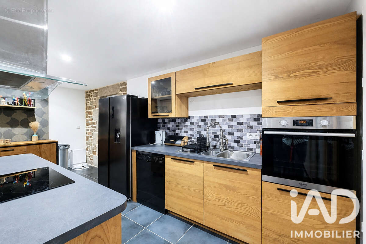 Maison 156 m² à Laurenan  - photo 3