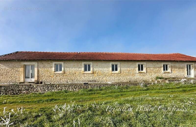 Maison à BORDS