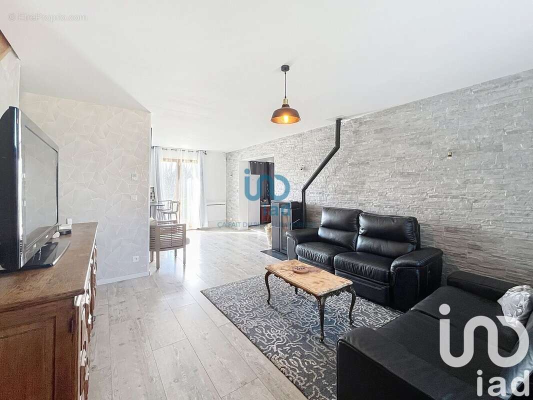 Photo 3 - Maison à LA SELLE-EN-HERMOY