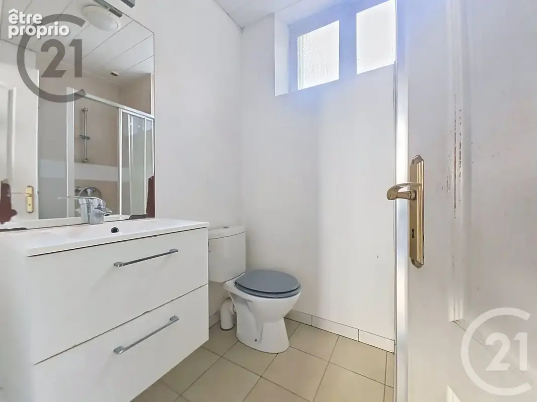 Appartement 42 m² à Epernay  - photo 8