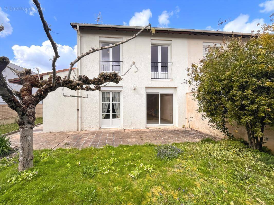 Maison à SAULCE-SUR-RHONE