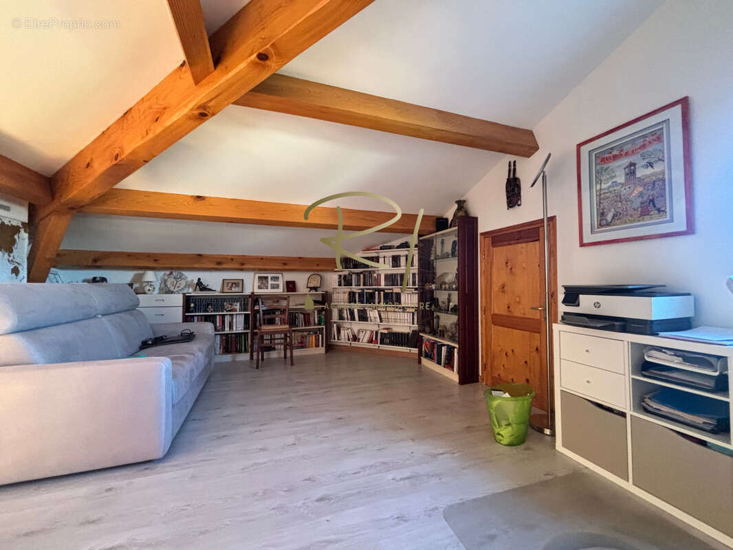 Ruoms belle villa avec piscine - photo 12
