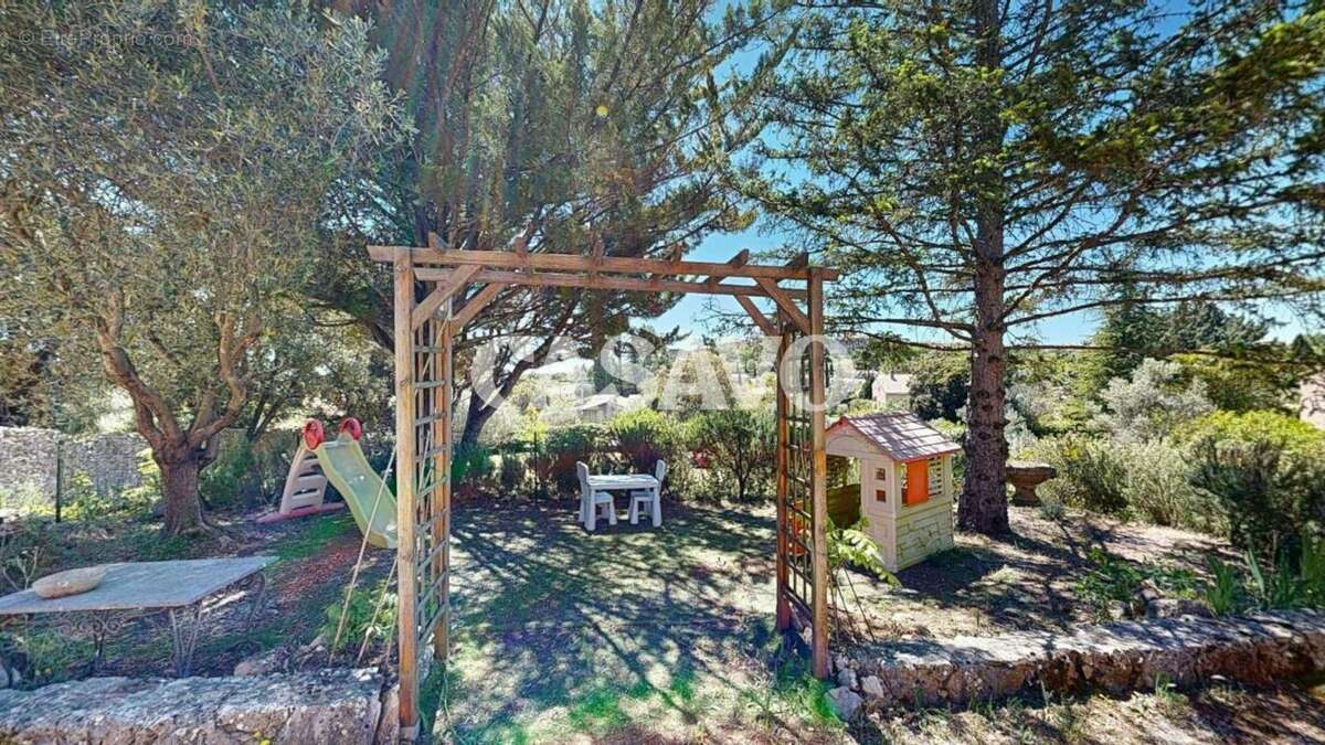 Vente Maison 4 pièces de 120m² - 83630 Régusse - photo 7