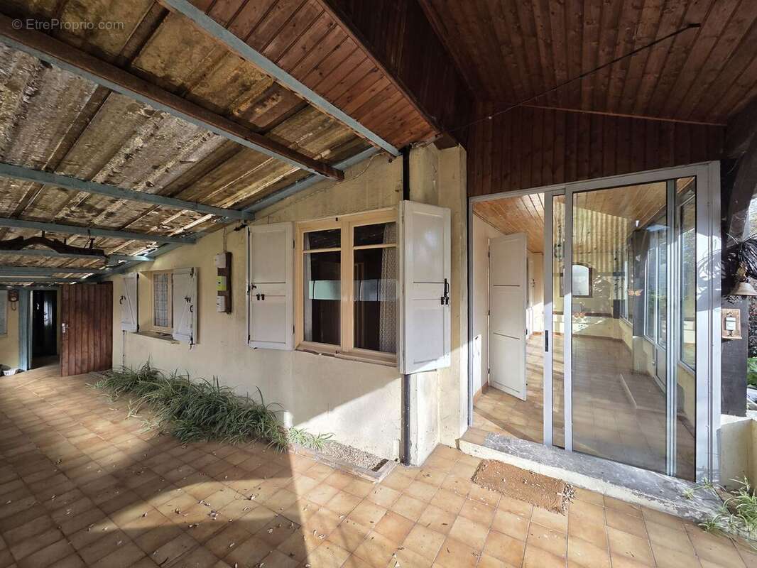 Maison à LES BILLAUX