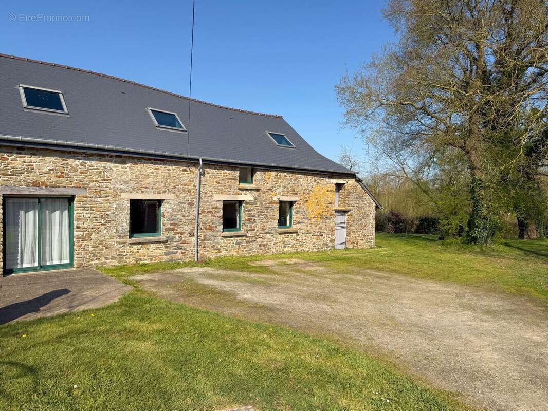 Maison à BAIN-DE-BRETAGNE