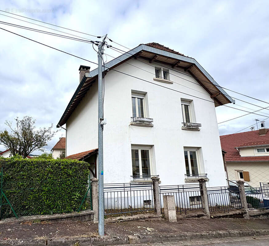 Maison à REMIREMONT