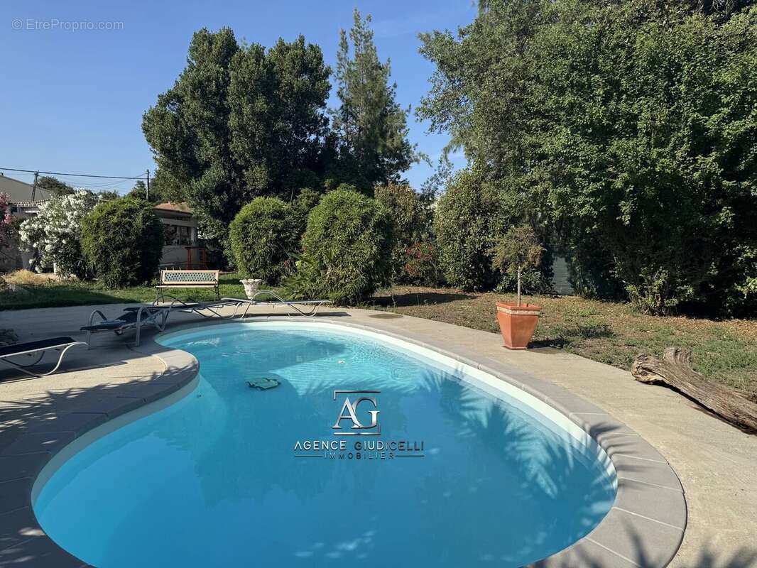 Maison à PRUNELLI-DI-FIUMORBO