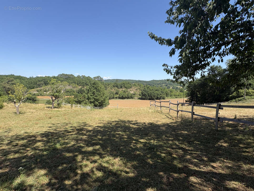 Magnifique corps de ferme en pierre avec vue imprenable   Lot (46) - photo 9