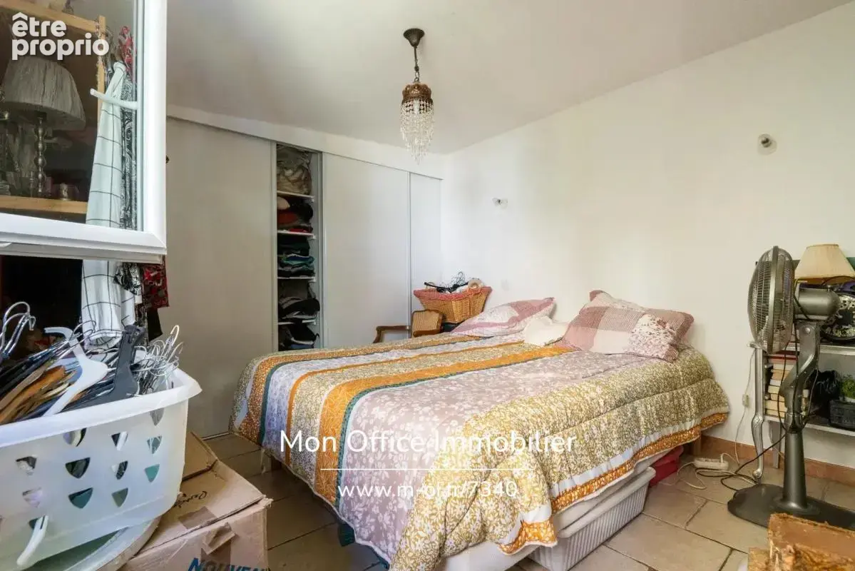 Référence : 7340-MCO - Exclusivité — Immeuble de rapport composé de 4 appartements et une  maison , avec jardin extérieur et sta - photo 18