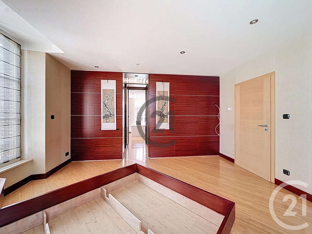 Maison à LAINES-AUX-BOIS