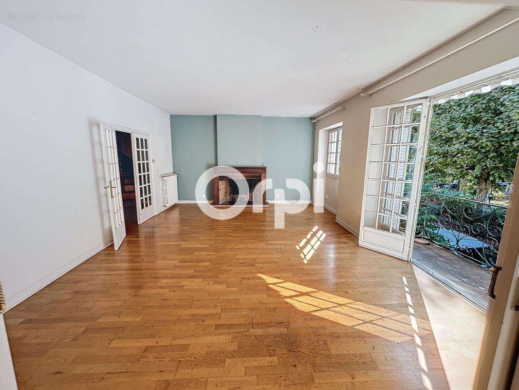 Maison à BRIVE-LA-GAILLARDE