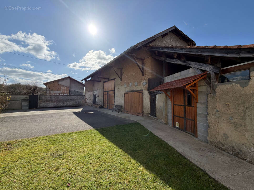 Maison à SAINTE-BLANDINE