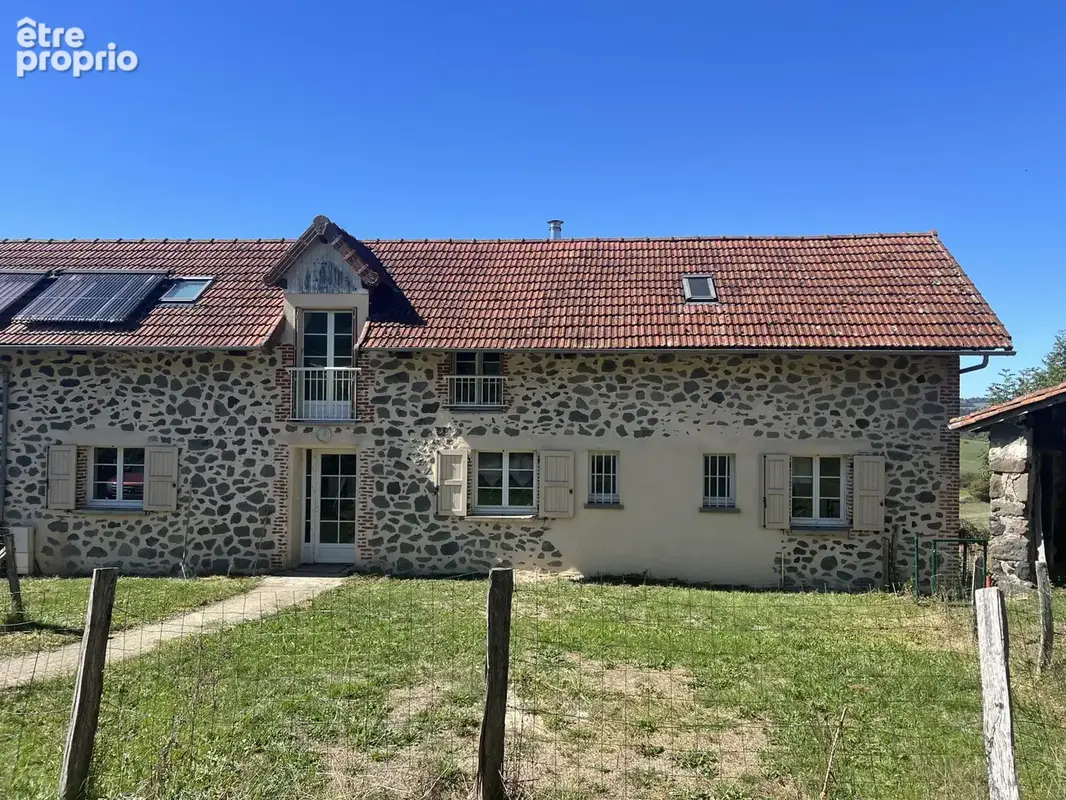 AURILLAC Maison avec cadre exceptionnel - photo 8