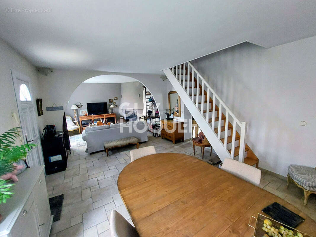 Maison à ROSNY-SOUS-BOIS