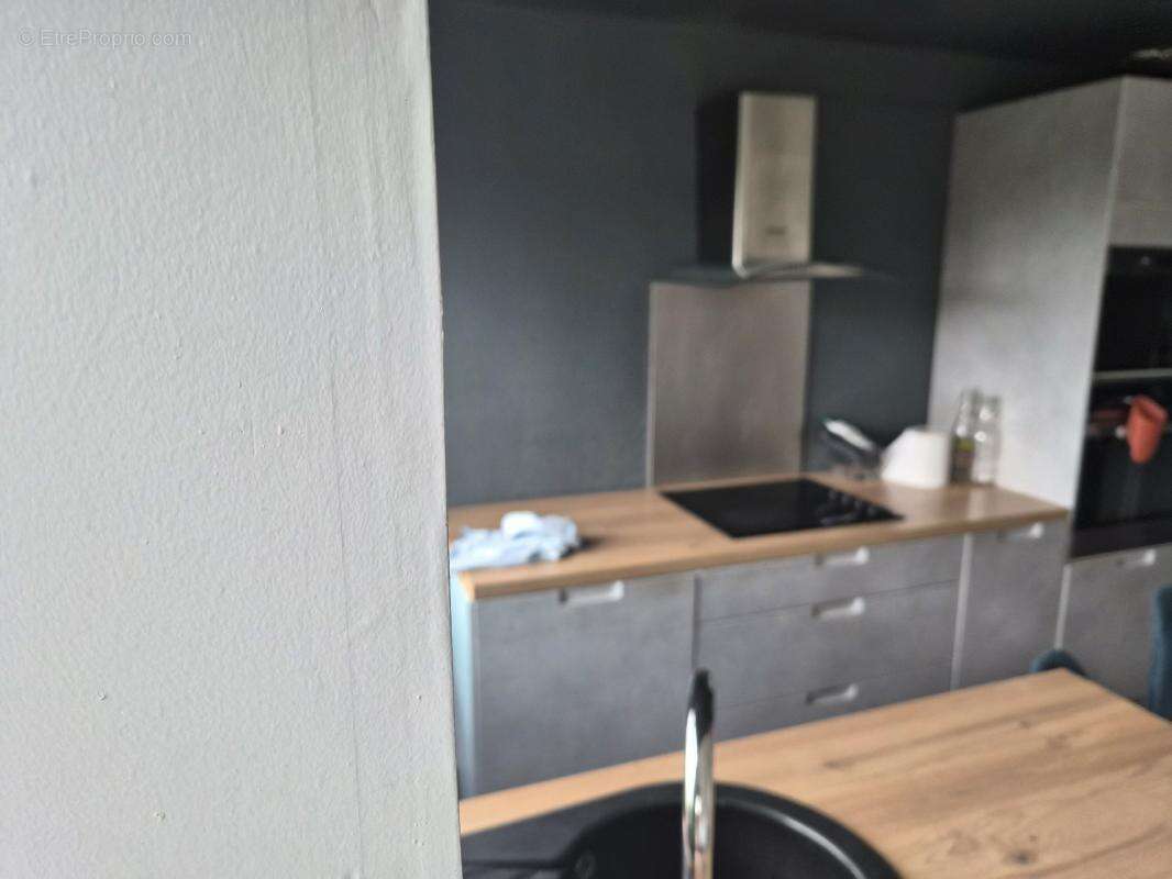 Appartement à DECINES-CHARPIEU