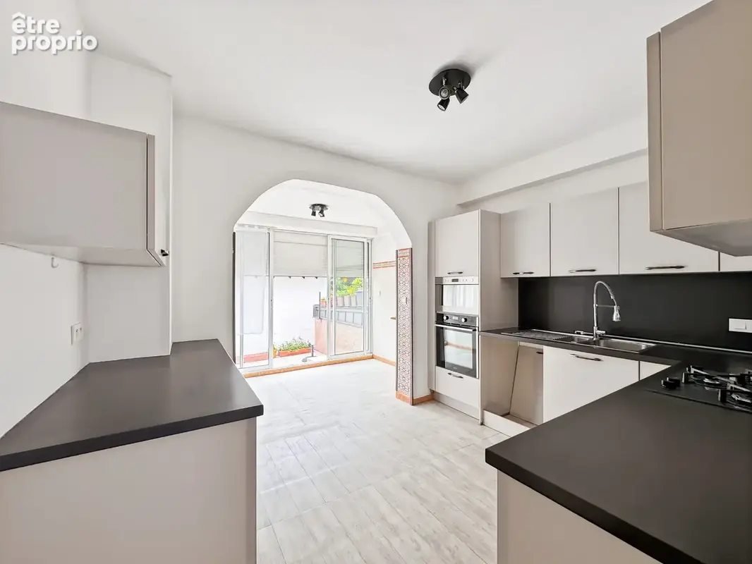 Angers secteur gare – létanduère – maison 150 m² – terrasses – garage – fort potentiel - photo 6