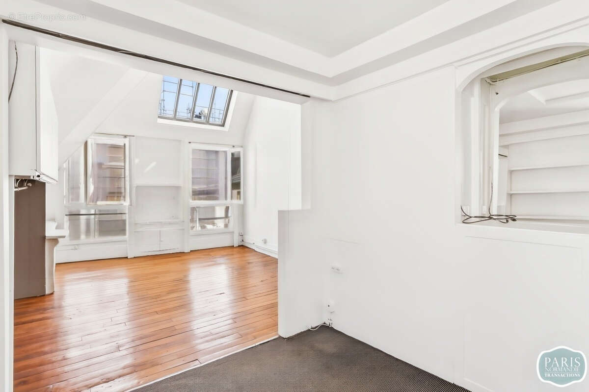 Appartement à PARIS-6E