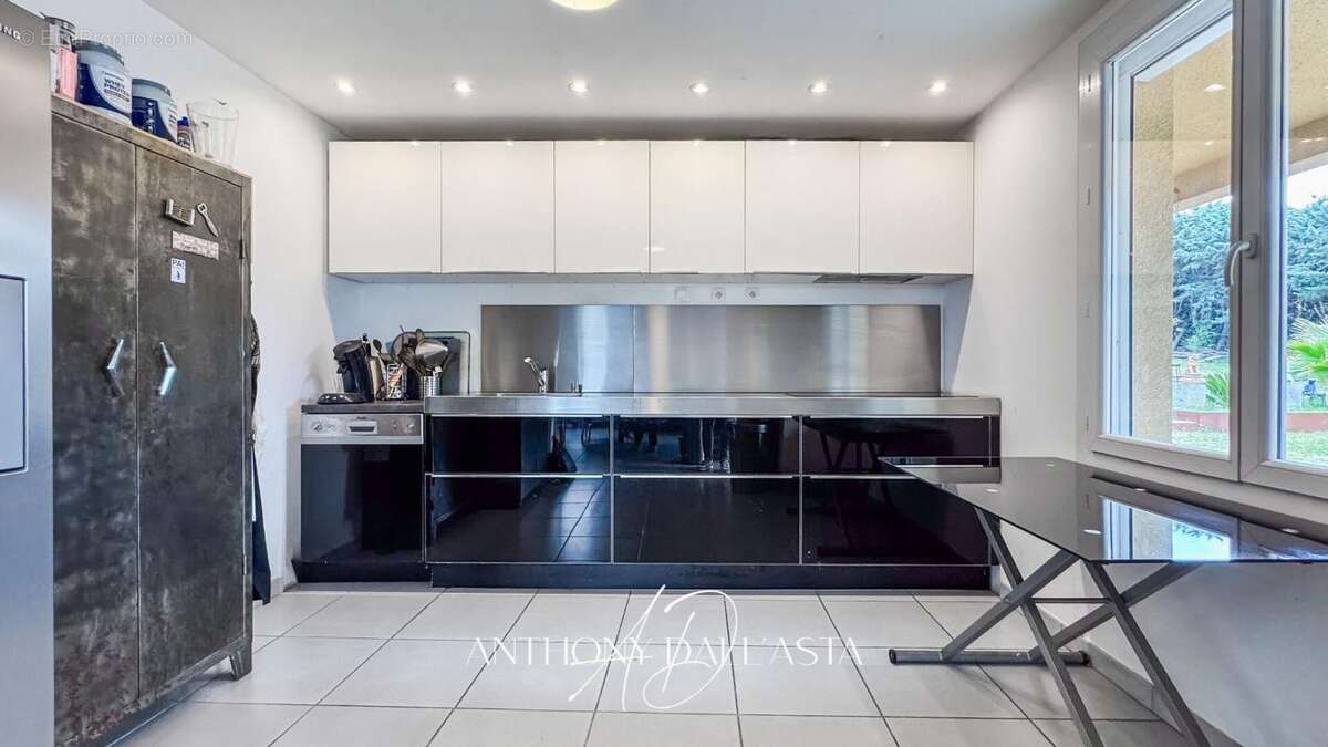 Maison à VILLENEUVE-MINERVOIS