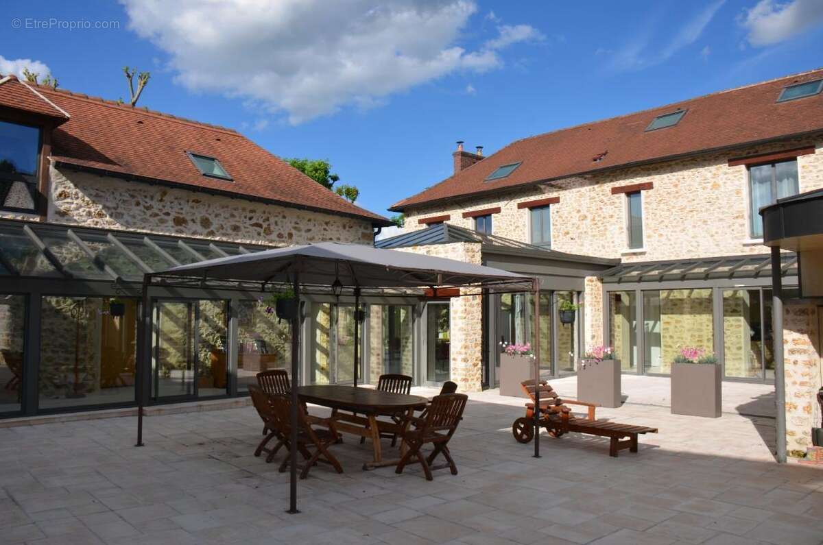 Maison à SENLISSE