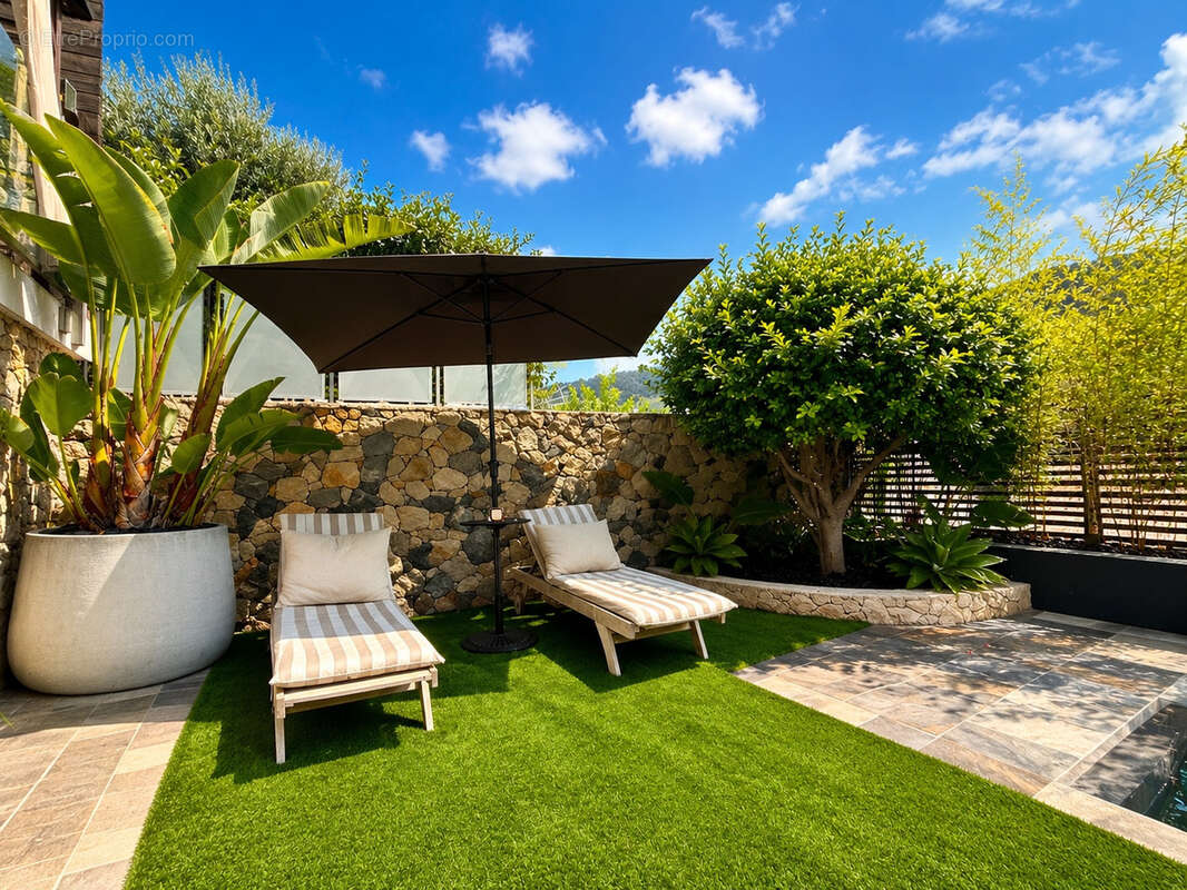 Menton, villa jumelée à vendre - photo 2