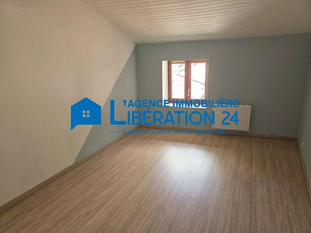 Appartement à LA VALLA-EN-GIER