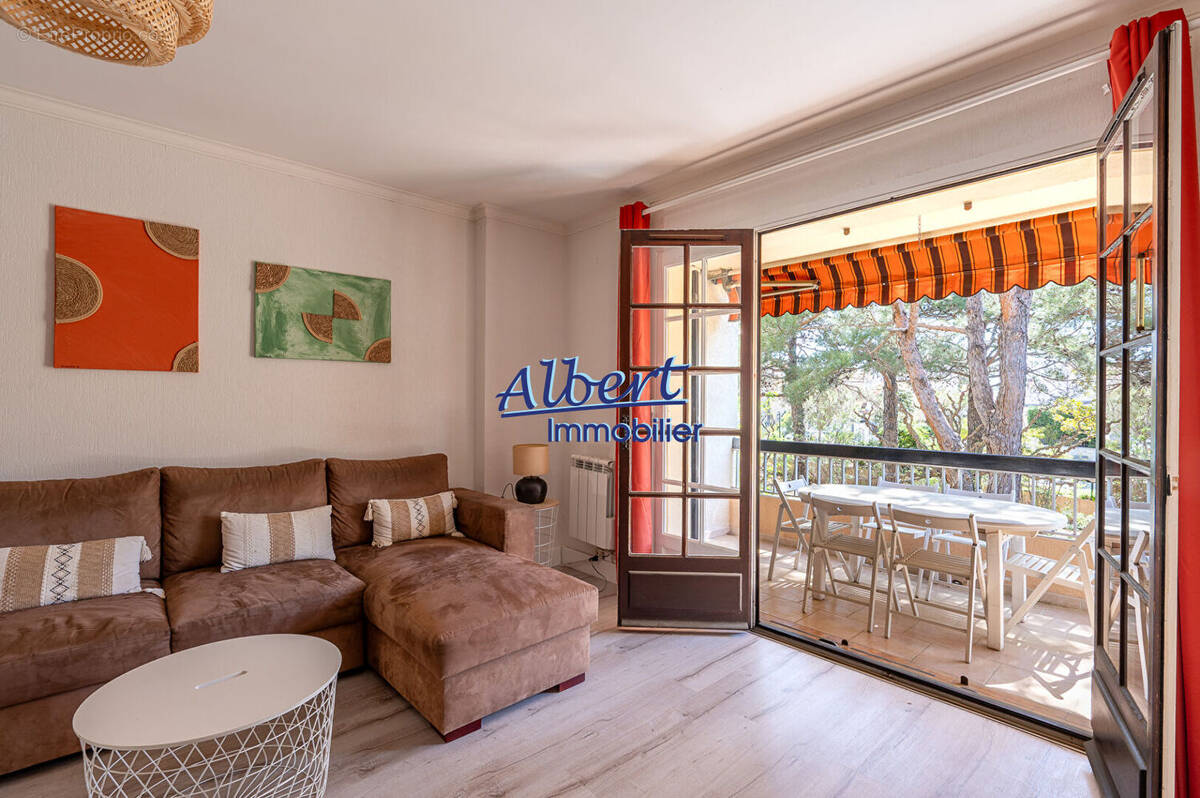 Appartement à SANARY-SUR-MER