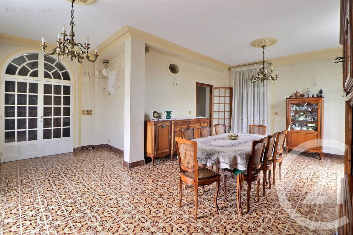 Maison à AULNAY-SOUS-BOIS