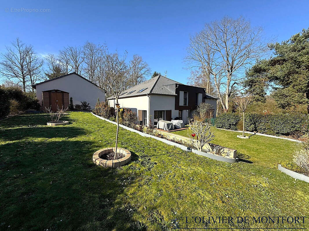 Maison à MONTFORT-L'AMAURY