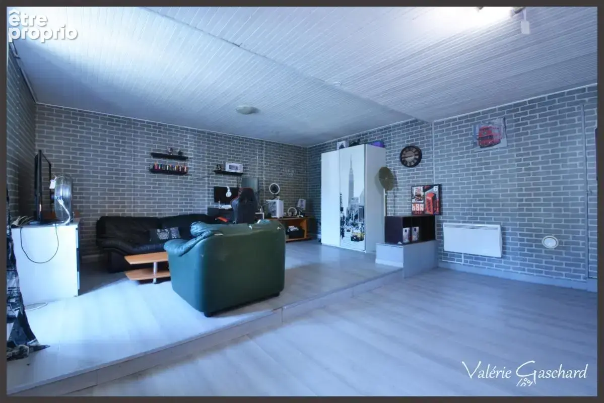 Maison en pierre de caractère (235 m²) – Dépendances, Jardin & Piscine à  SAINT ANTOINE DE BREUILH (24) - photo 33