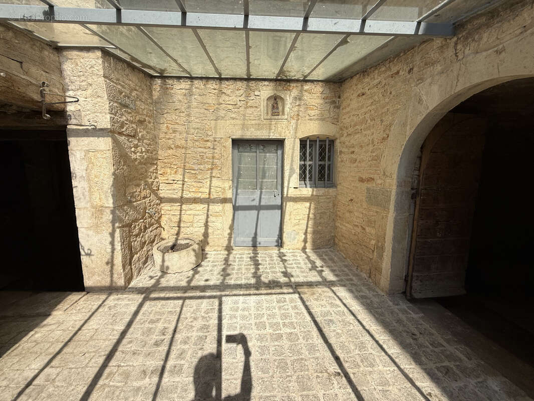 Maison à BARD-LES-PESMES