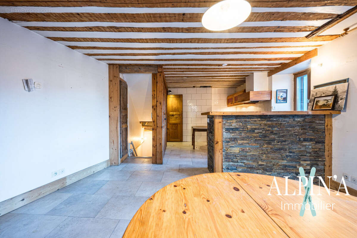 Maison à LA PERRIERE