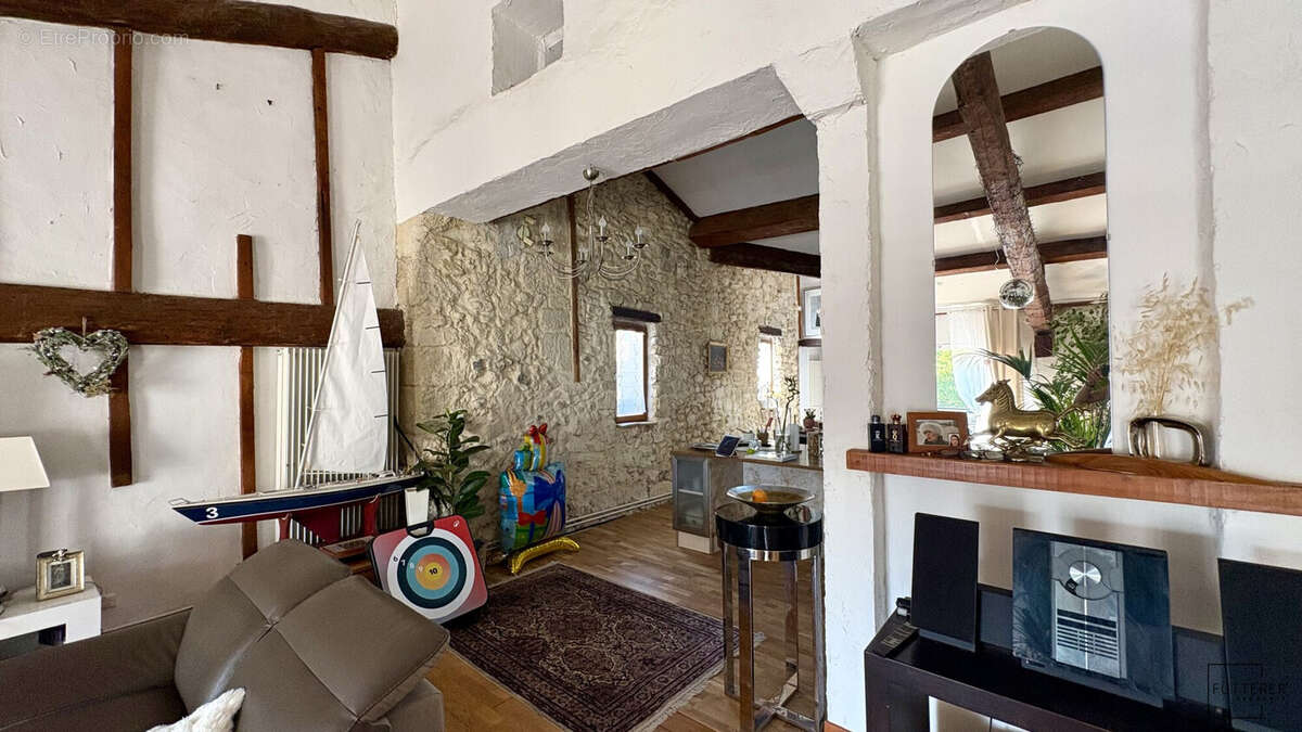 Appartement 136 m² à Narbonne  - photo 6