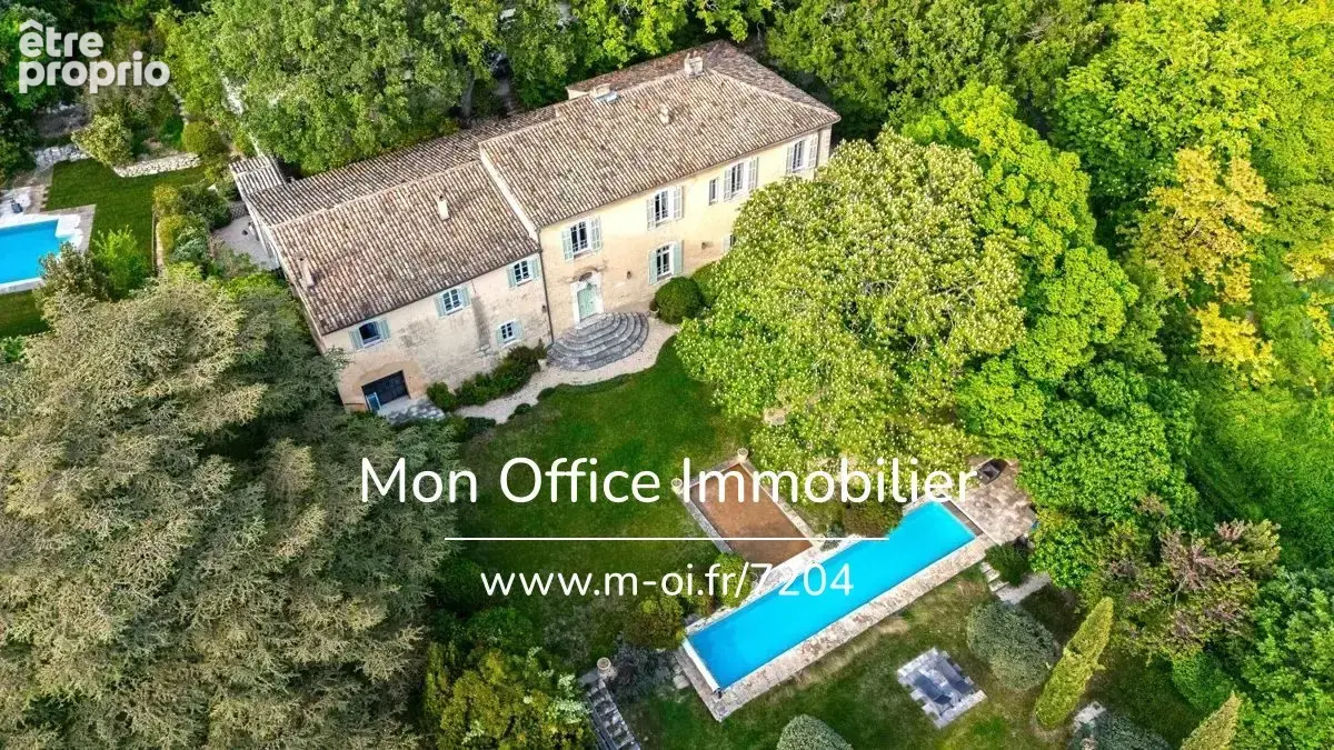 Référence : 7204-VCL - Bâtisse 17ème avec deux bastides, 5 appartements - Parc sur 1 hectare - 13 100 AIX EN PROVENCE - photo 3