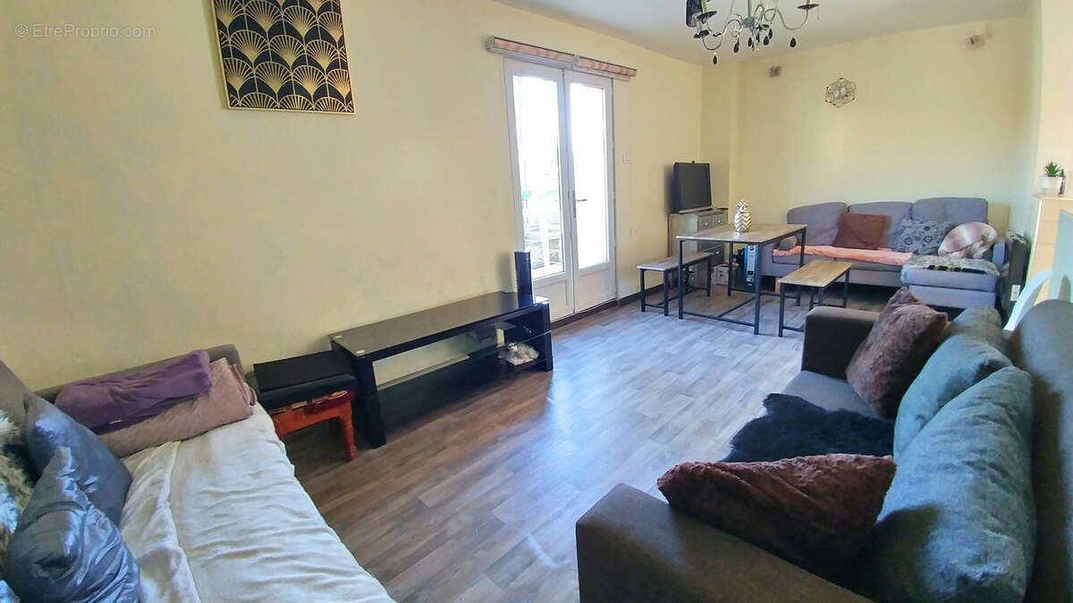 Maison avec studio indépendant   Quartier recherché - photo 12