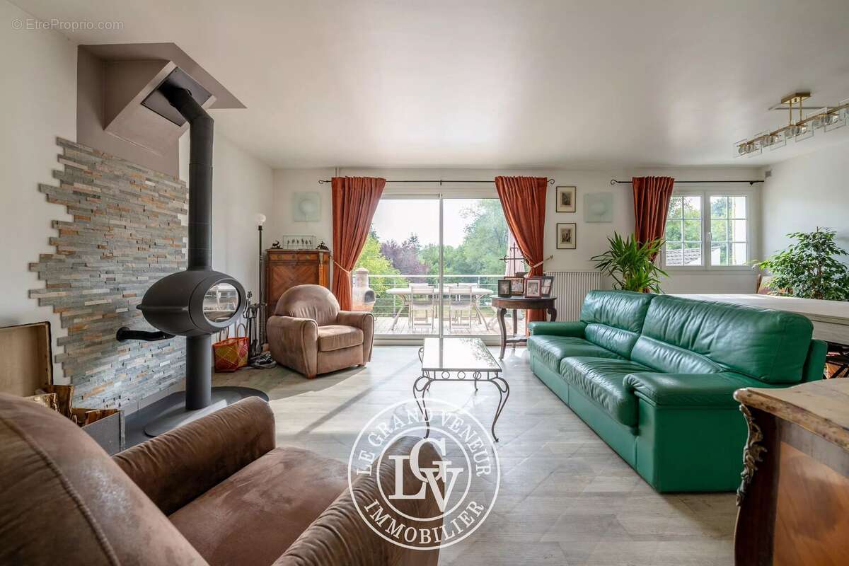 Proche fontainebleau - samois sur seine - maison familiale de 180 m² hab sur sous sol total - photo 4