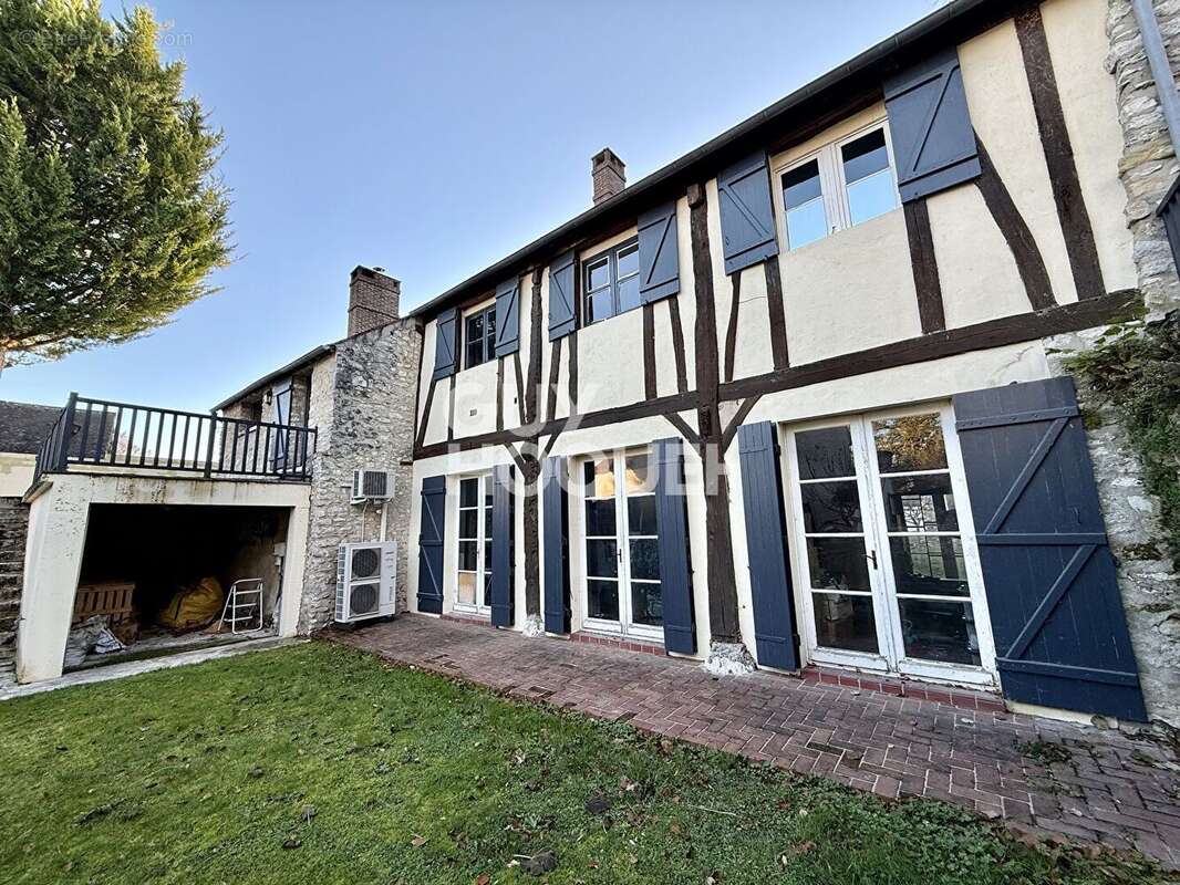 Maison à GOUSSONVILLE