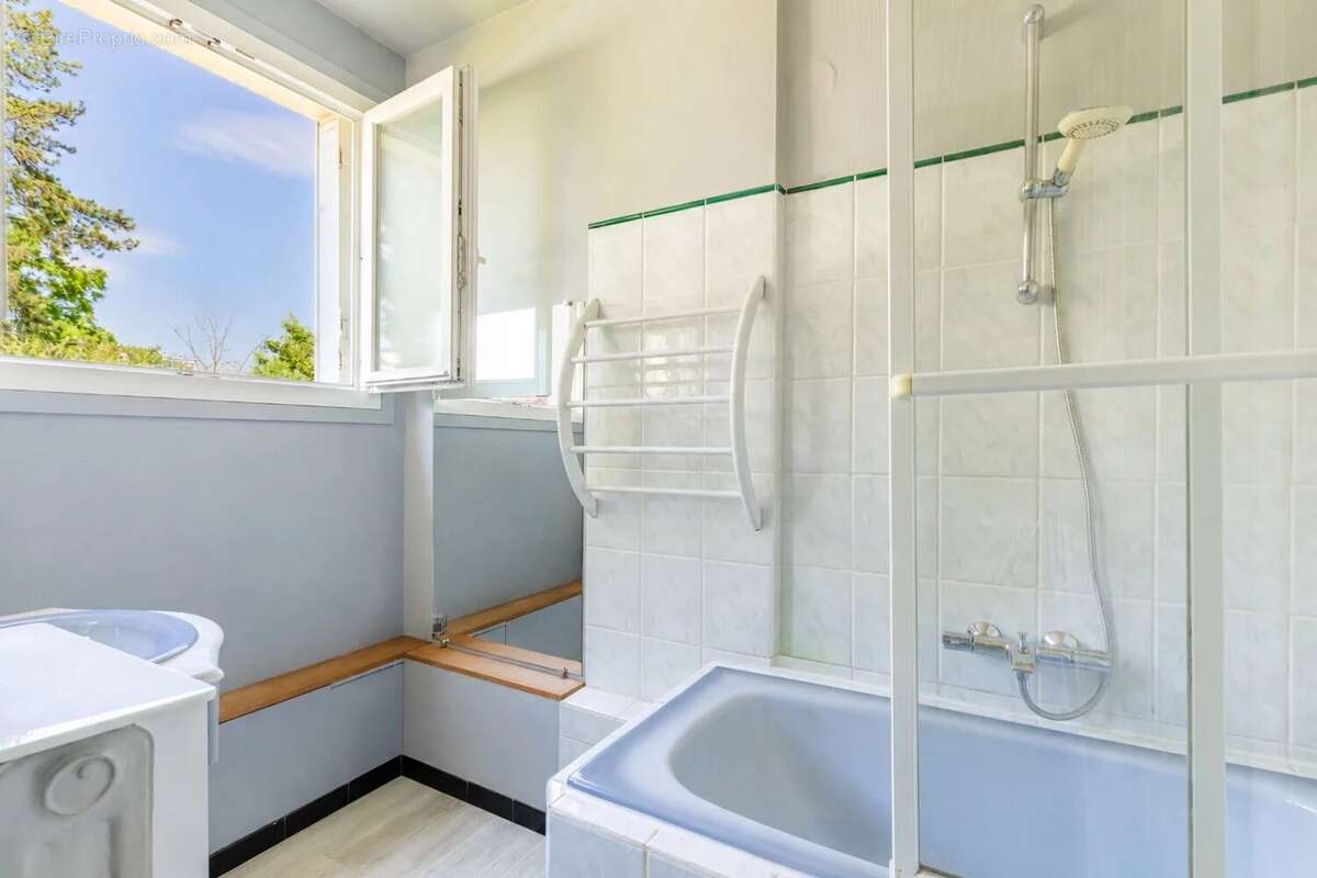 Beau 3 pièces avec balcon - photo 8