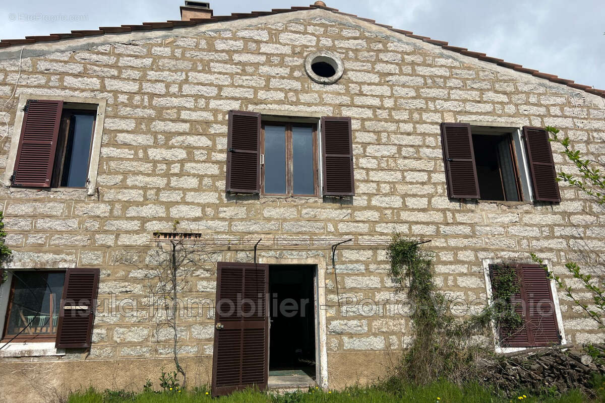 Maison 68 m² à Porto-Vecchio  - photo 4